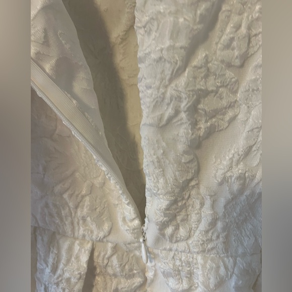 White Ruffled Dress 🤍 - Picture 4 of 8